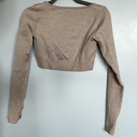 Bo+Tee Crop Top tan - Picture 3 of 4